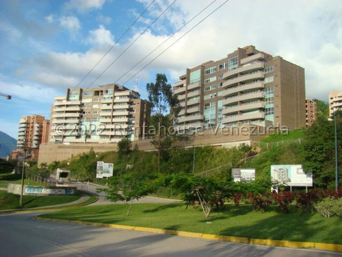 Bello Y Amplio Apartamento En Venta El Solar Del Hatillo, Caracas 23-10910, Conjunto Residencial De Reciente Data