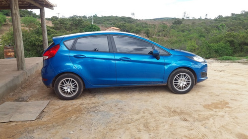 Imagem 3 de 7 de Ford Fiesta Hatch 1.5 16v 2013/2014 Azul
