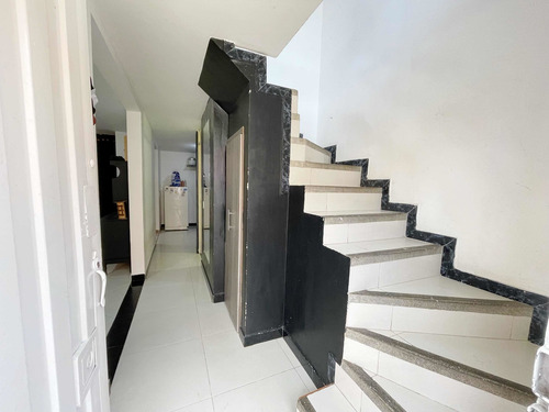 Imagen 9 de 15 de Se Vende Casa Madrid