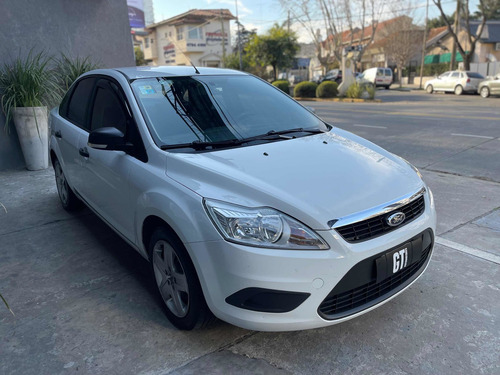 Imagen 3 de 11 de Ford Focus Ii 1.6 Exe Sedan Style Sigma 2013