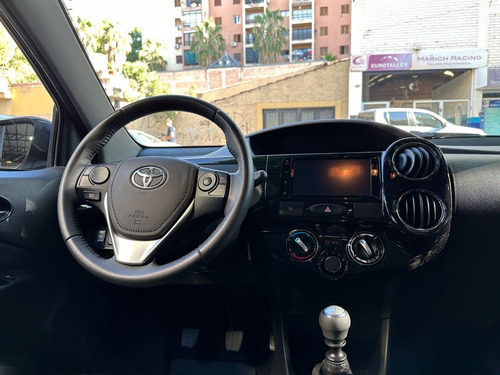 Imagen 6 de 8 de Toyota Etios 1.5 5ptas Xls 6mt (l18) Igual A 0km