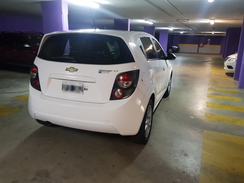 Imagen 3 de 5 de Chevrolet Sonic 1.6 Lt Mx 5 P 2014