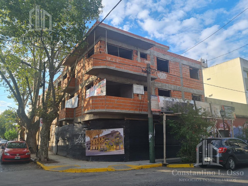 Imagen 14 de 28 de Monoambiente En Segundo Piso Al Frente Con Balcon Y Cochera - Temperley