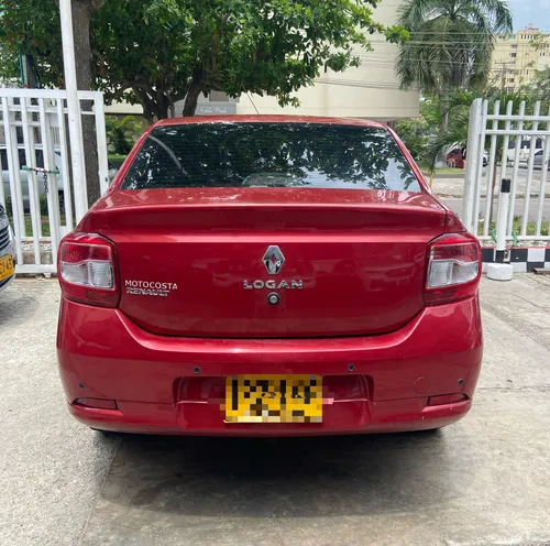 Renault Logan 1.6 Privilege / Intens