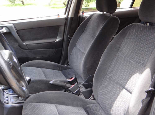Chevrolet Astra 2.0 Advantage Flex Power 5p 2010
