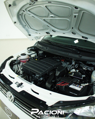 Volkswagen Voyage 1.6 Mi Comfortline 8v