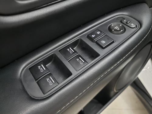 Imagem 6 de 15 de Honda Hr-v 1.8 16v Flex Lx 4p Automático 2016 2017
