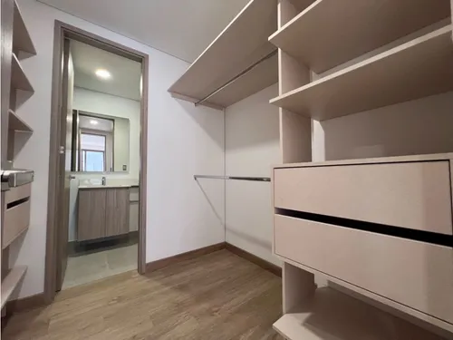 | V E N T A | Apartamento Para Estrenar En Laureles. Súper Ubicación