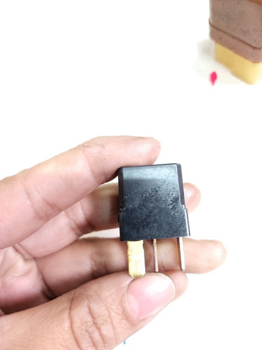 Relay Rele Relevador Nissan Quest 04-09 Acm33201 Cada/uno (Usado)