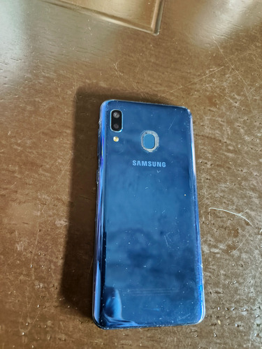Samsung Galaxy A20 32 Gb Negro 3 Gb Ram Negro (Usado)