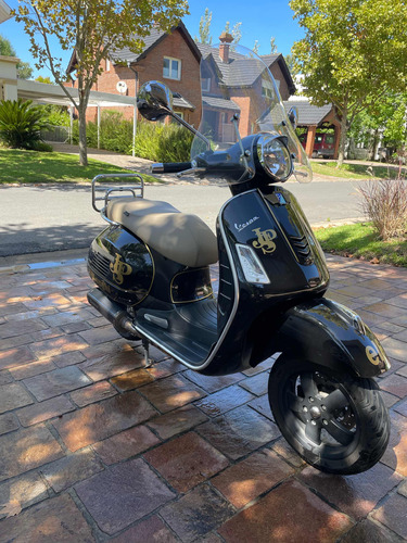 Vespa Gts 300