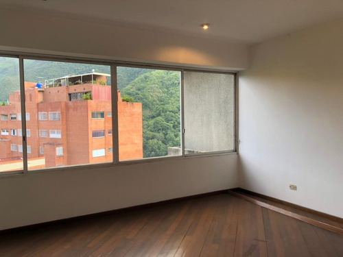 Imagen 7 de 16 de Ph Duplex En Venta Reformado En La Urb Miranda