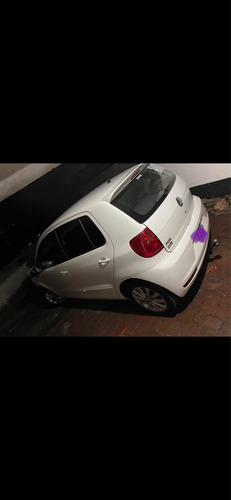 Imagen 2 de 5 de Volkswagen Fox 1.6 Highline 2013