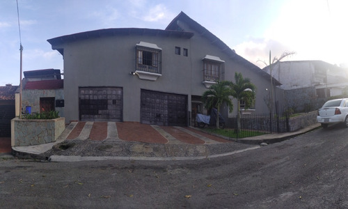 Imagen 1 de 14 de Venta Casa Quinta Cortada Del Guayabo- San José De Los Altos. Urb. Privada Peña Admirable.