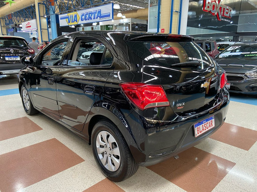 Chevrolet Onix 1.0 MPFI LT 8V