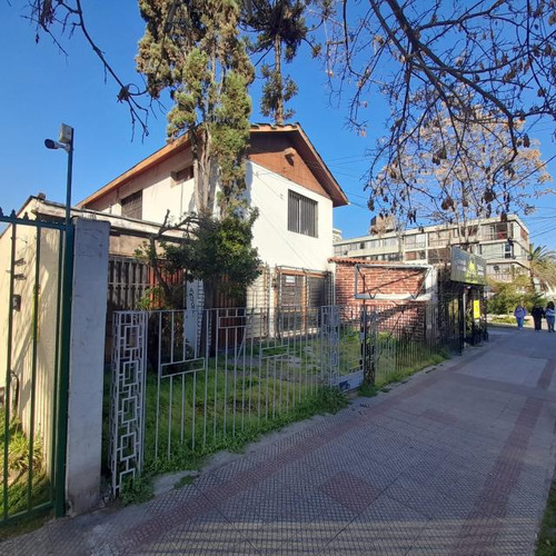 Oficina Manuel Montt/valenzuela Castillo