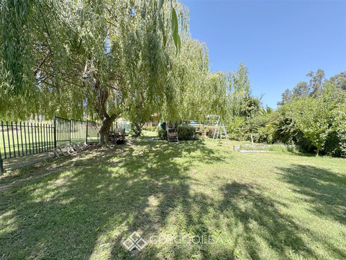 Casa En Venta De 3 Dorm. En Las Cabras