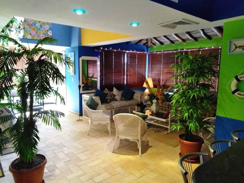 Imagen 9 de 30 de Luzhericacolina Vende Pent House Completamente Amoblado Y Equipado En Chichiriviche.