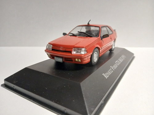 Autos Inolvidables Argentinos Salvat 1.43 + Tapa De Acrílico Renault Fuego Gta Max 1991