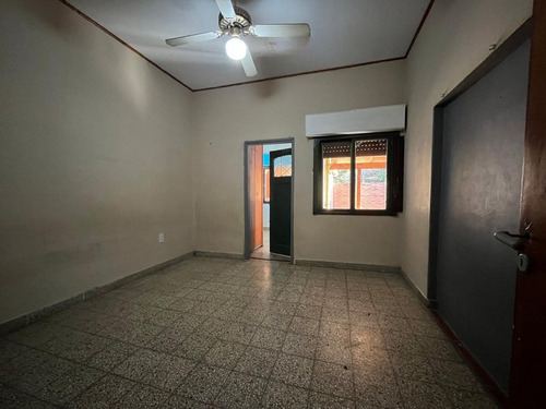 Venta En Block 2 Casas A Refaccionar, Lanus Oeste