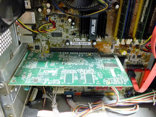 Cpu Pentium 4 3.00ghz/hd 500gb /mem. 3gb Ddr2 66/p.video