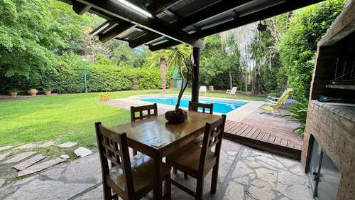 Venta Casa En El Centro Del Barrio El Trebol Apto Credito