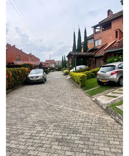 Excelenta Casa Frenta A La Macarena (mls255616)