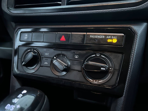 Volkswagen T-Cross 1.0 200 TSI TOTAL FLEX SENSE AUTOMÁTICO