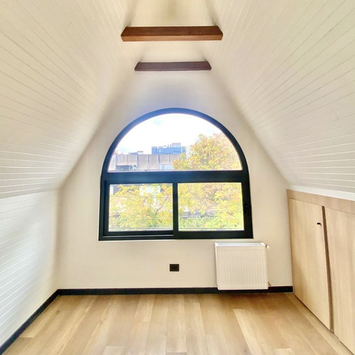 Casa En Venta De 4 Dorm. En Vitacura