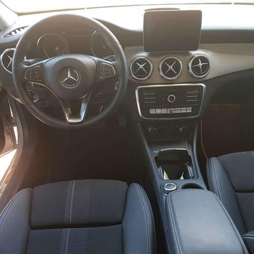 Mercedes Benz Gla 200
