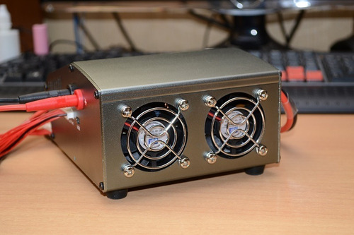 Cargador Mega 1000w Turnigy