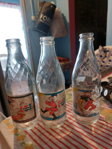 Botellas De Refresco Pepsi Cola Con La Pantera Rosa Cc284