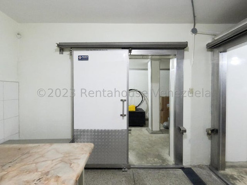 %# Edificio En Venta Con Grandes Oportunidades Para Invertir Al Centro- Este De Barquisimeto #$% Kenlimar Nieto 24-4370 &%$#