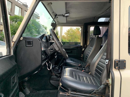Land Rover Defender 2.4 Sw 110 5 Alloy 2008
