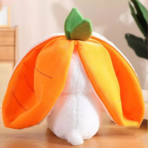 A A Juguete De Peluche Con Almohada De Conejito De Zanahoria