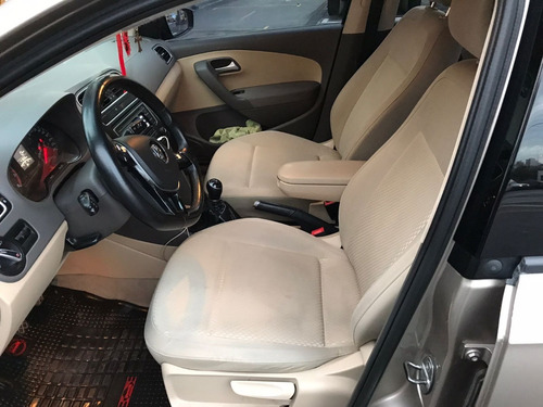 Imagen 10 de 13 de Volkswagen Polo 1.6 16v 2019