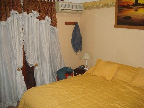 Imagen 4 de 14 de Triplex En Venta En Moron Sur