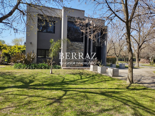 Casa En Venta En Lomas De Fátima, Pilar, G.b.a. Zona Norte