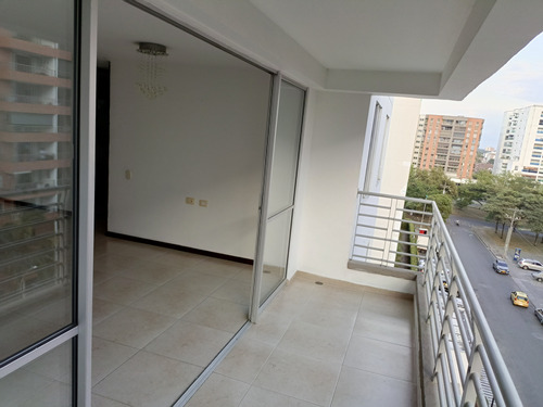 Venta Apartamento De 81mts2 En La Flora, Norte De Cali 3917