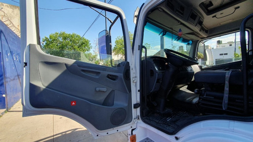 Imagen 6 de 25 de Mercedes Benz Atego 1418 Con Furgón Térmico Año 2012