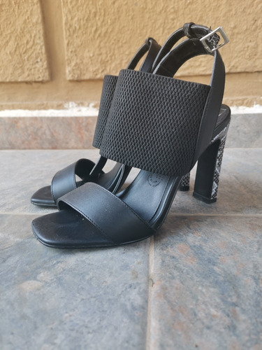 Zapatilla Sandalia Negra 