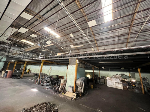 Galpón En Venta Zona Industrial Soco La Victoria Kg:24-21727