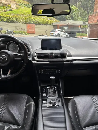 Mazda 3 2.0 Touring At