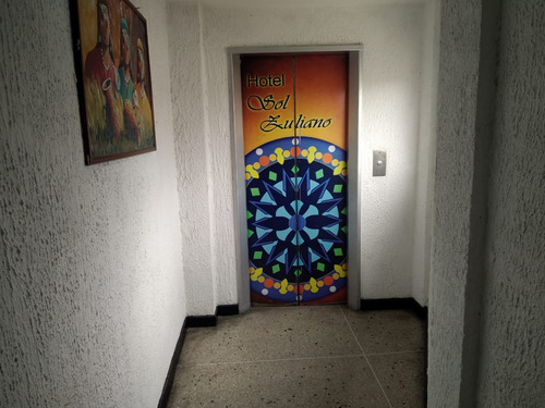Hotel En La Av. La Limpia Maracaibo