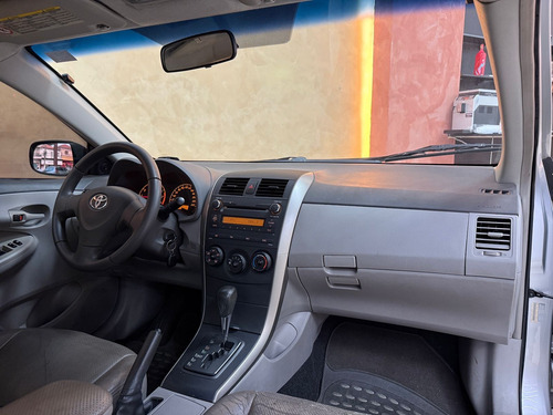 Toyota Corolla 1.8 16v Xli Flex Aut. 4p