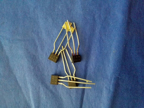 Transistor A144 [193] (2$)