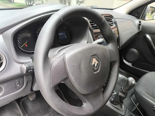 Renault Logan 1.6 Expression / Life +