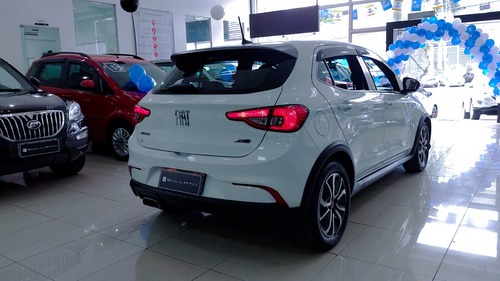 Imagem 2 de 14 de Fiat Argo Hgt 1.8 E.torq At6 (flex)
