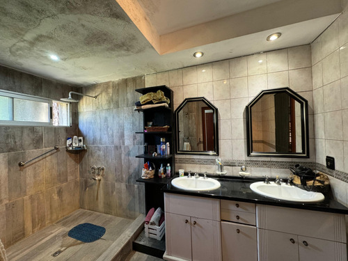 Venta Excelente Casa Bella Vista