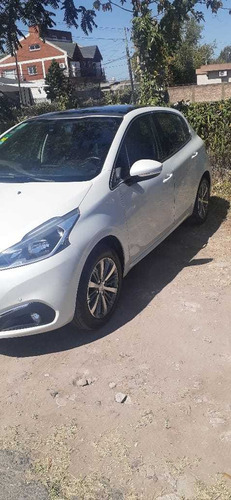 Imagen 13 de 13 de Peugeot 208 2016 1.6 Feline